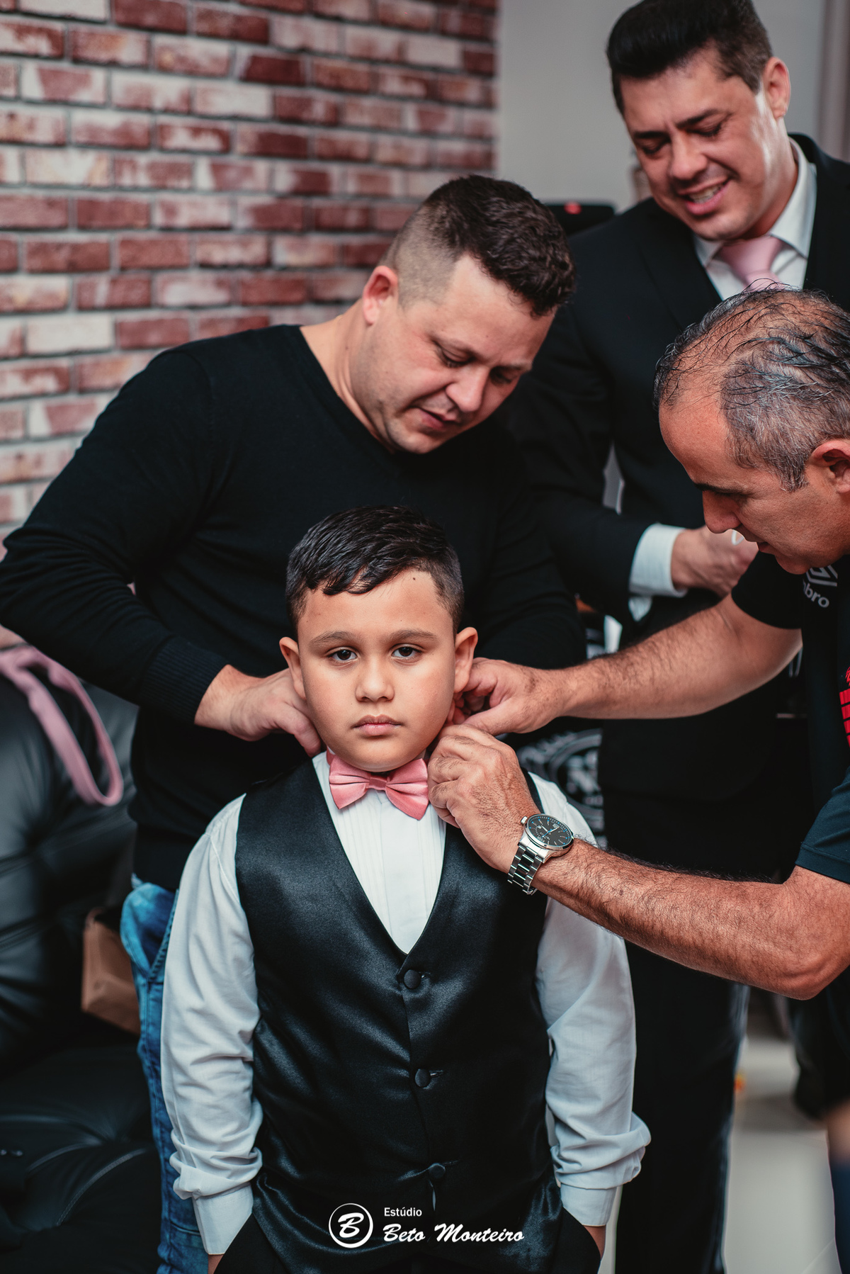 fotografo de casamento - videos de casamento - filmagem - casamento - cinegrafista - filmmaker - wedding - produtora - curitiba - estudio beto monteiro - casal - pre wedding - franciele e jefferson - fran - chacara ienkot - igreja ucraniana - pamela dell