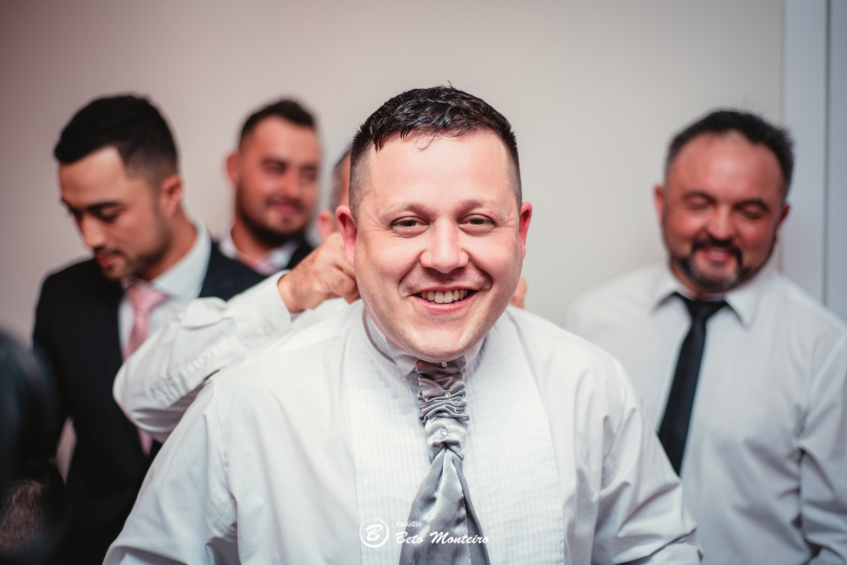 fotografo de casamento - videos de casamento - filmagem - casamento - cinegrafista - filmmaker - wedding - produtora - curitiba - estudio beto monteiro - casal - pre wedding - franciele e jefferson - fran - chacara ienkot - igreja ucraniana - pamela dell