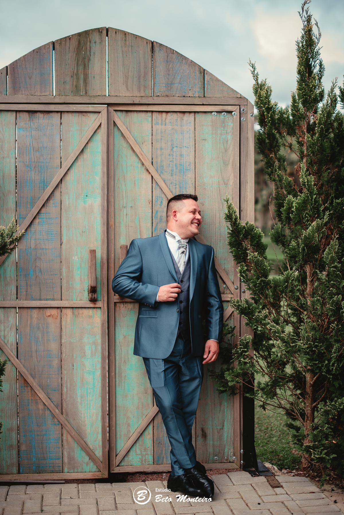 fotografo de casamento - videos de casamento - filmagem - casamento - cinegrafista - filmmaker - wedding - produtora - curitiba - estudio beto monteiro - casal - pre wedding - franciele e jefferson - fran - chacara ienkot - igreja ucraniana - pamela dell