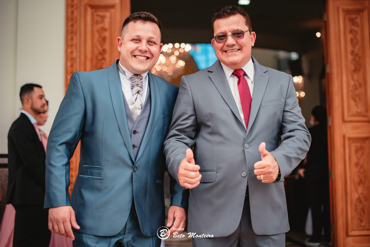 fotografo de casamento - videos de casamento - filmagem - casamento - cinegrafista - filmmaker - wedding - produtora - curitiba - estudio beto monteiro - casal - pre wedding - franciele e jefferson - fran - chacara ienkot - igreja ucraniana - pamela dell