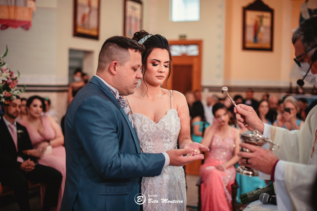 fotografo de casamento - videos de casamento - filmagem - casamento - cinegrafista - filmmaker - wedding - produtora - curitiba - estudio beto monteiro - casal - pre wedding - franciele e jefferson - fran - chacara ienkot - igreja ucraniana - pamela dell