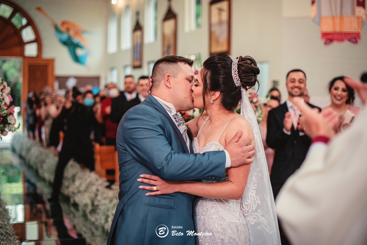 fotografo de casamento - videos de casamento - filmagem - casamento - cinegrafista - filmmaker - wedding - produtora - curitiba - estudio beto monteiro - casal - pre wedding - franciele e jefferson - fran - chacara ienkot - igreja ucraniana - pamela dell