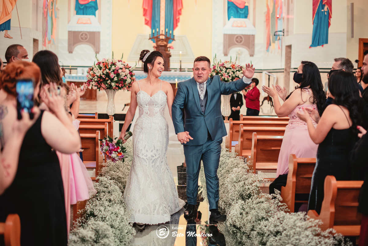 fotografo de casamento - videos de casamento - filmagem - casamento - cinegrafista - filmmaker - wedding - produtora - curitiba - estudio beto monteiro - casal - pre wedding - franciele e jefferson - fran - chacara ienkot - igreja ucraniana - pamela dell