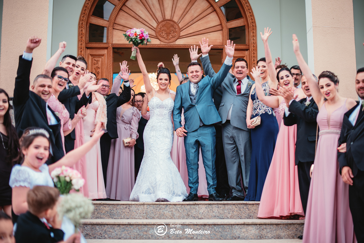 fotografo de casamento - videos de casamento - filmagem - casamento - cinegrafista - filmmaker - wedding - produtora - curitiba - estudio beto monteiro - casal - pre wedding - franciele e jefferson - fran - chacara ienkot - igreja ucraniana - pamela dell