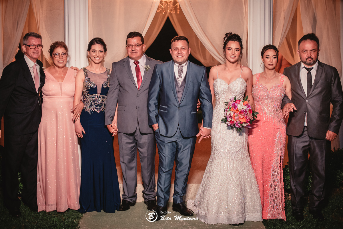 fotografo de casamento - videos de casamento - filmagem - casamento - cinegrafista - filmmaker - wedding - produtora - curitiba - estudio beto monteiro - casal - pre wedding - franciele e jefferson - fran - chacara ienkot - igreja ucraniana - pamela dell