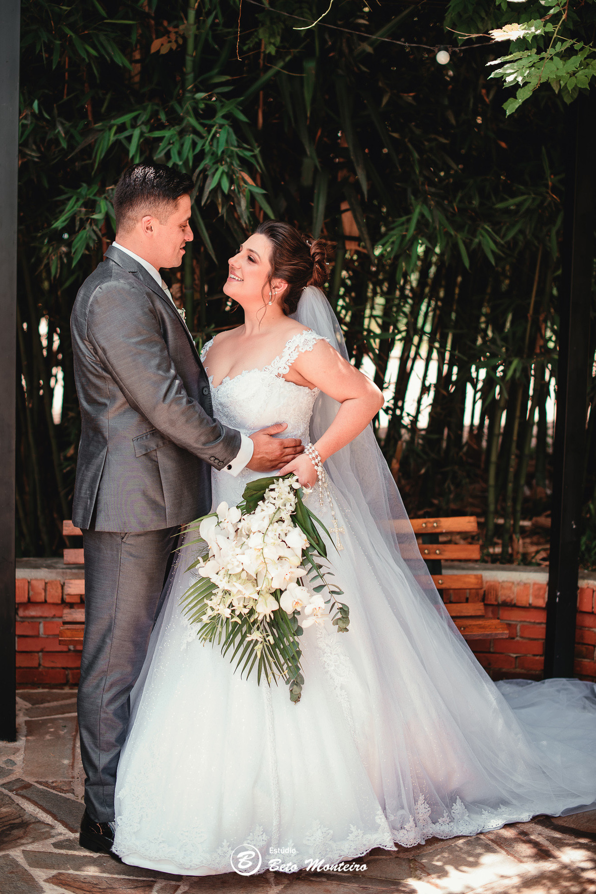 fotografo de casamento - videos de casamento - filmagem - casamento - cinegrafista - filmmaker - wedding - produtora - curitiba - estudio beto monteiro - casal - pre wedding - estephany e jefferson - chacara do rocio - tim tim - igreja sao francisco xavie