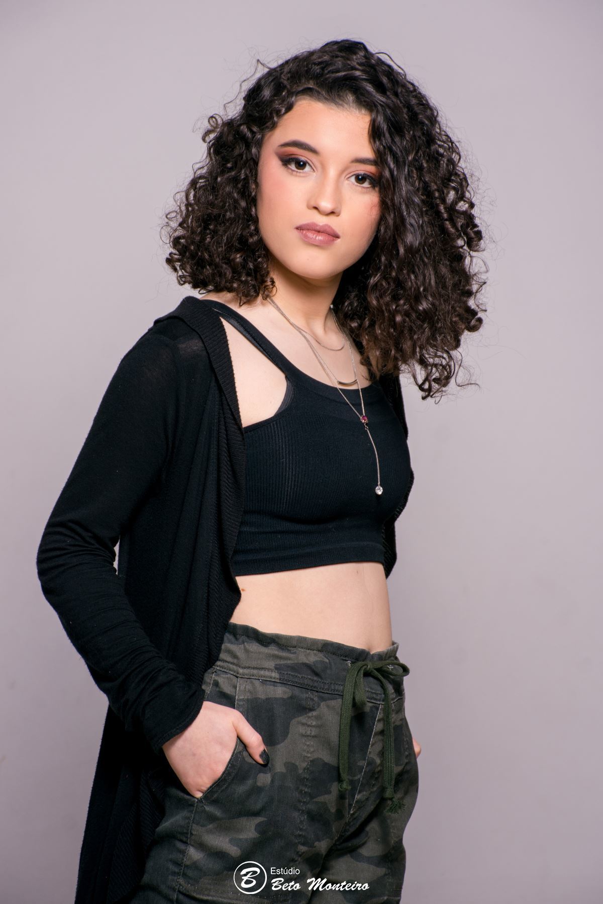 Aniversário de 15 anos - Foto e Filmagem - Debutante - Estúdio Beto Monteiro - Curitiba - fotografo de 15 anos - Jardim Botânico - book de fotos - book de 15 anos - fotografo - Elisa - book dos 15 - estúdio - fotógrafa - book interno