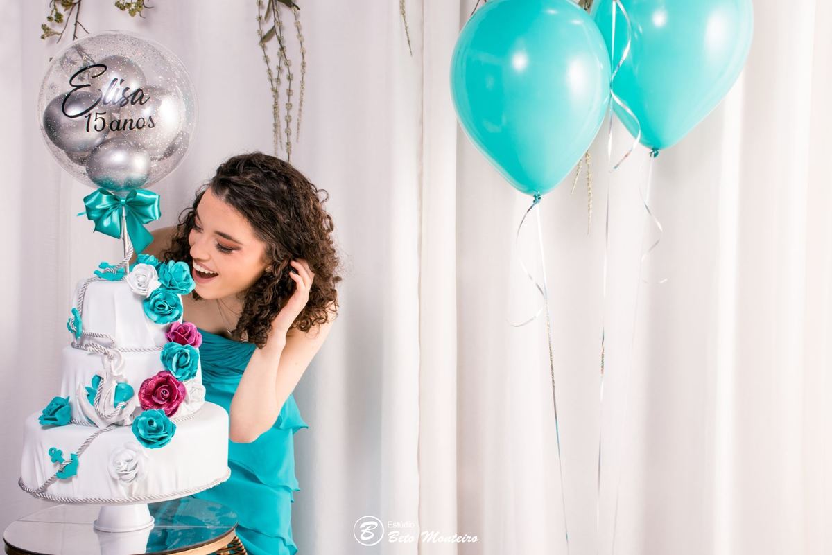 Aniversário de 15 anos - Foto e Filmagem - Debutante - Estúdio Beto Monteiro - Curitiba - fotografo de 15 anos - Jardim Botânico - book de fotos - book de 15 anos - fotografo - Elisa - book dos 15 - estúdio - fotógrafa - book interno