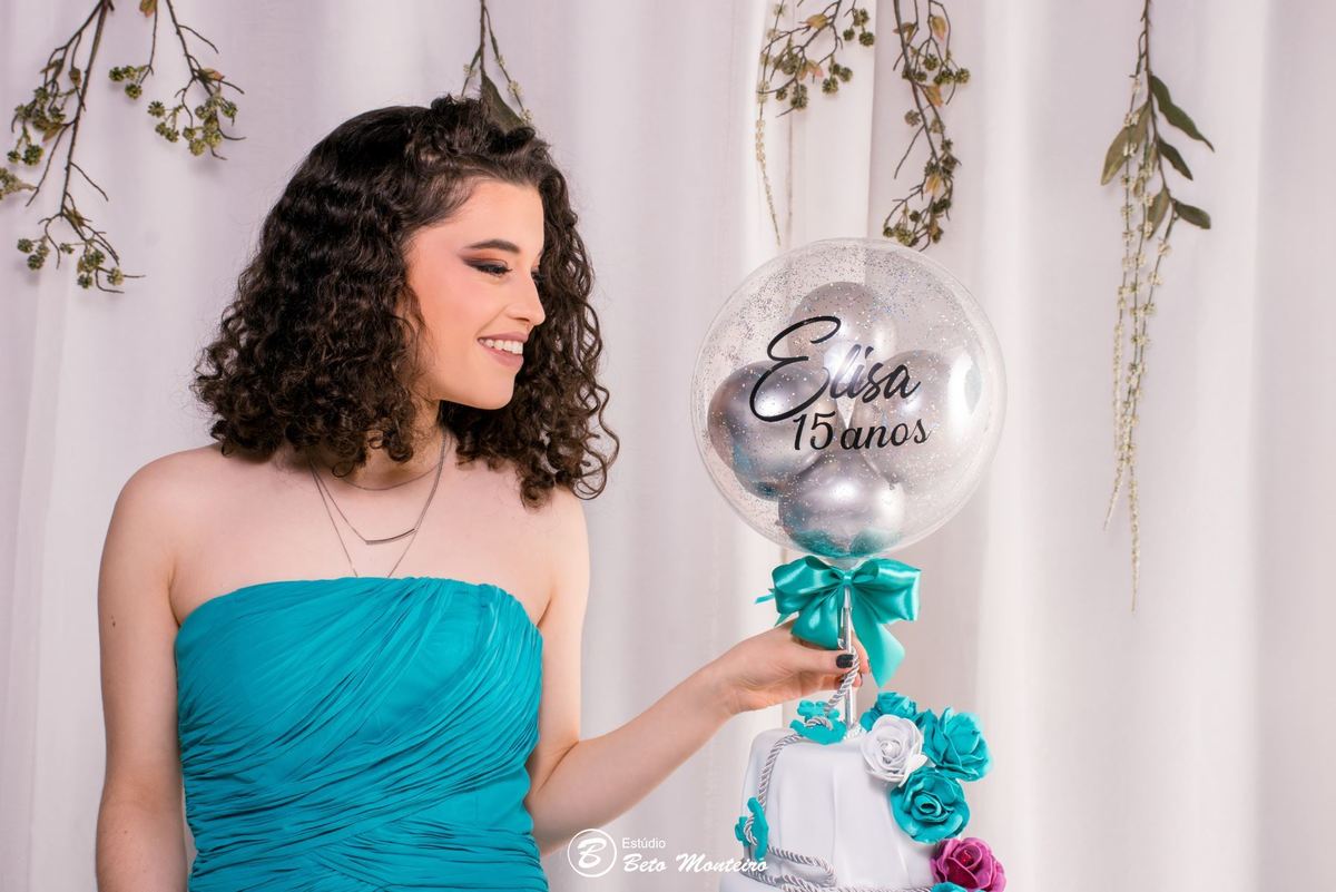 Aniversário de 15 anos - Foto e Filmagem - Debutante - Estúdio Beto Monteiro - Curitiba - fotografo de 15 anos - Jardim Botânico - book de fotos - book de 15 anos - fotografo - Elisa - book dos 15 - estúdio - fotógrafa - book interno
