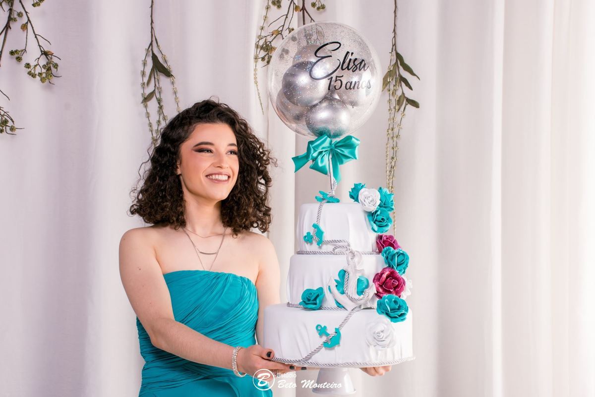 Aniversário de 15 anos - Foto e Filmagem - Debutante - Estúdio Beto Monteiro - Curitiba - fotografo de 15 anos - Jardim Botânico - book de fotos - book de 15 anos - fotografo - Elisa - book dos 15 - estúdio - fotógrafa - book interno