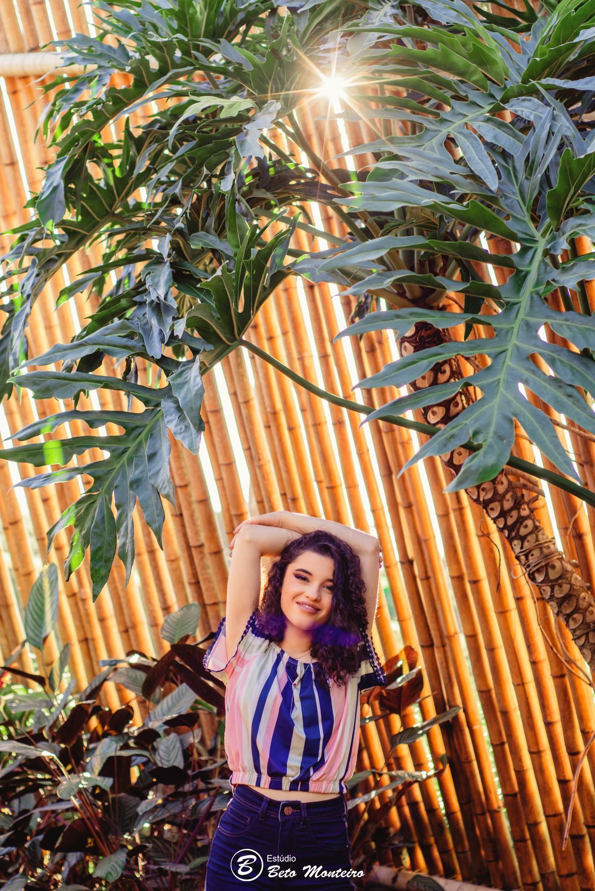 Aniversário de 15 anos - Foto e Filmagem - Debutante - Estúdio Beto Monteiro - Curitiba - fotografo de 15 anos - Jardim Botânico - book de fotos - book de 15 anos - fotografo - Elisa - book dos 15 - estúdio - fotógrafa - book interno