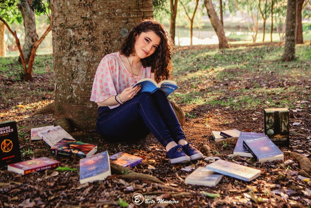 Aniversário de 15 anos - Foto e Filmagem - Debutante - Estúdio Beto Monteiro - Curitiba - fotografo de 15 anos - Jardim Botânico - book de fotos - book de 15 anos - fotografo - Elisa - book dos 15 - estúdio - fotógrafa - book interno