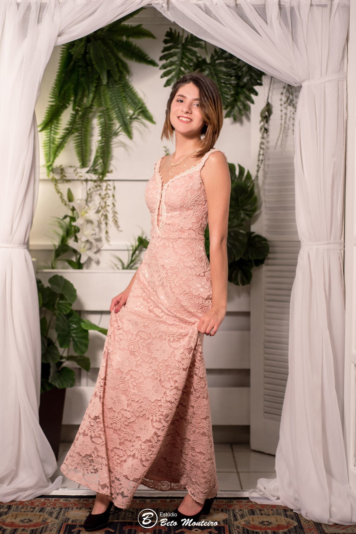 Aniversário de 15 anos - Foto e Filmagem - Debutante - Estúdio Beto Monteiro - Curitiba - fotografo de 15 anos - sessão de fotos - book de fotos - book de 15 anos - book de 15 anos em estúdio - fotografo - ludmilla - book dos 15 - estúdio - fotógrafa