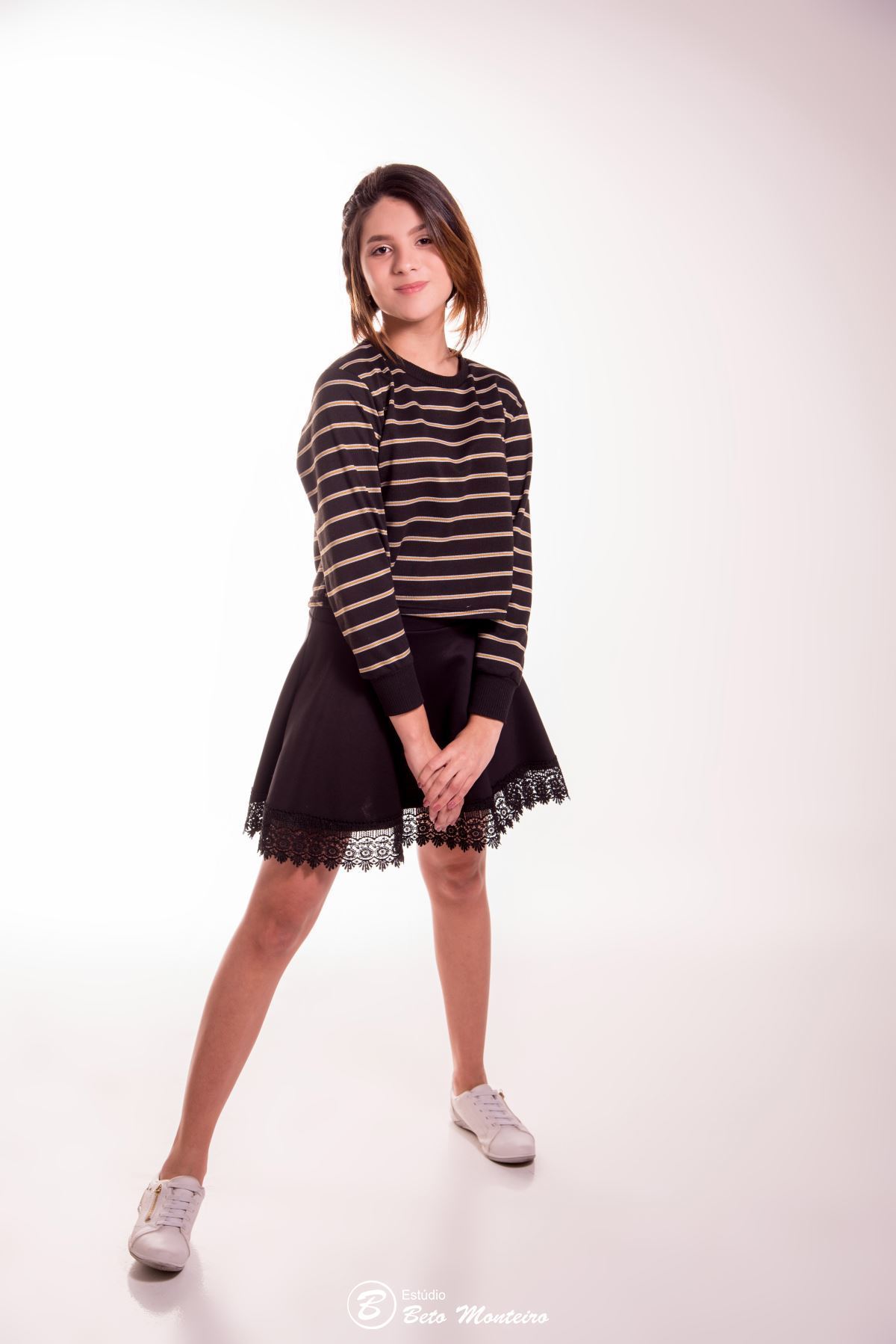 Aniversário de 15 anos - Foto e Filmagem - Debutante - Estúdio Beto Monteiro - Curitiba - fotografo de 15 anos - sessão de fotos - book de fotos - book de 15 anos - book de 15 anos em estúdio - fotografo - ludmilla - book dos 15 - estúdio - fotógrafa