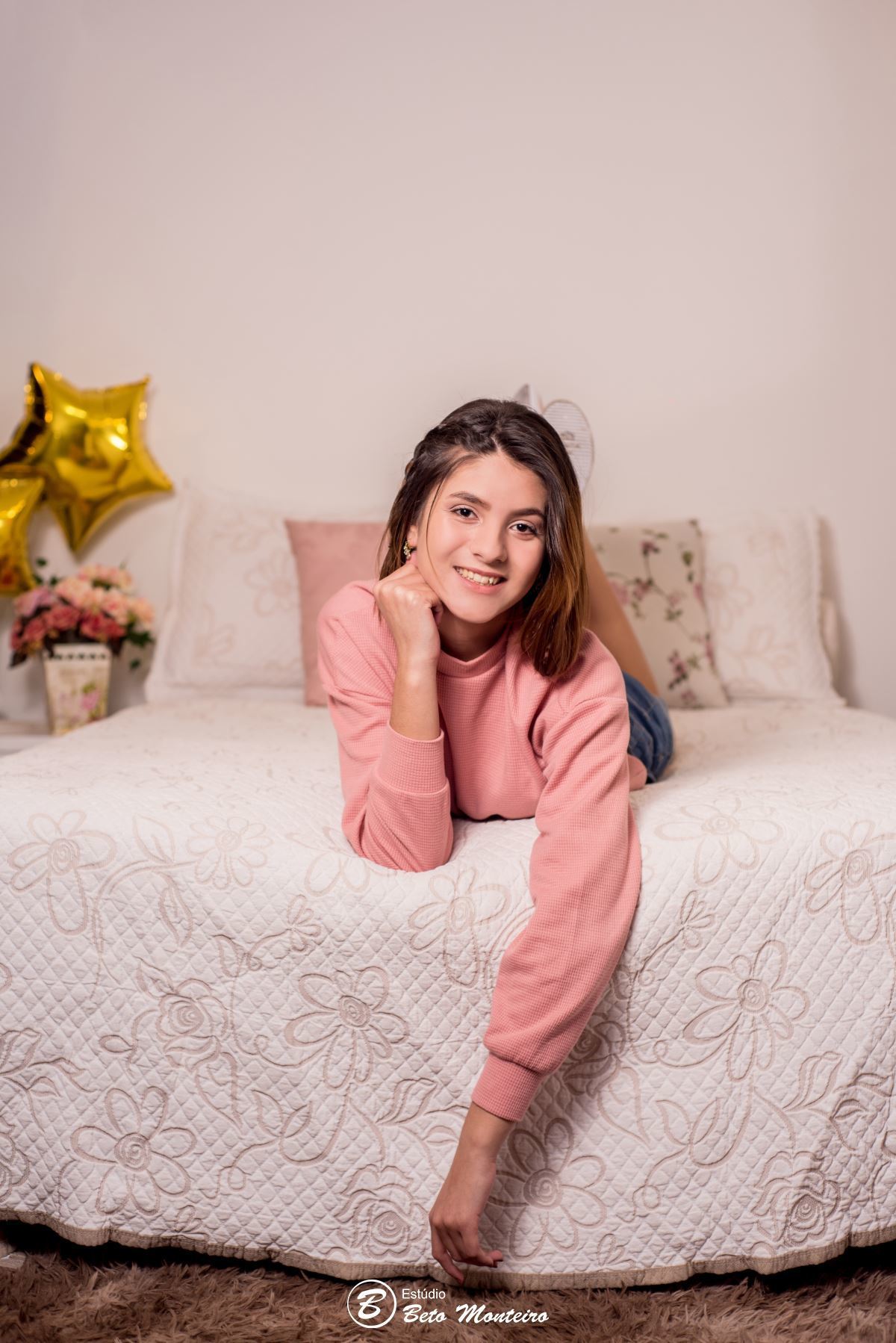 Aniversário de 15 anos - Foto e Filmagem - Debutante - Estúdio Beto Monteiro - Curitiba - fotografo de 15 anos - sessão de fotos - book de fotos - book de 15 anos - book de 15 anos em estúdio - fotografo - ludmilla - book dos 15 - estúdio - fotógrafa