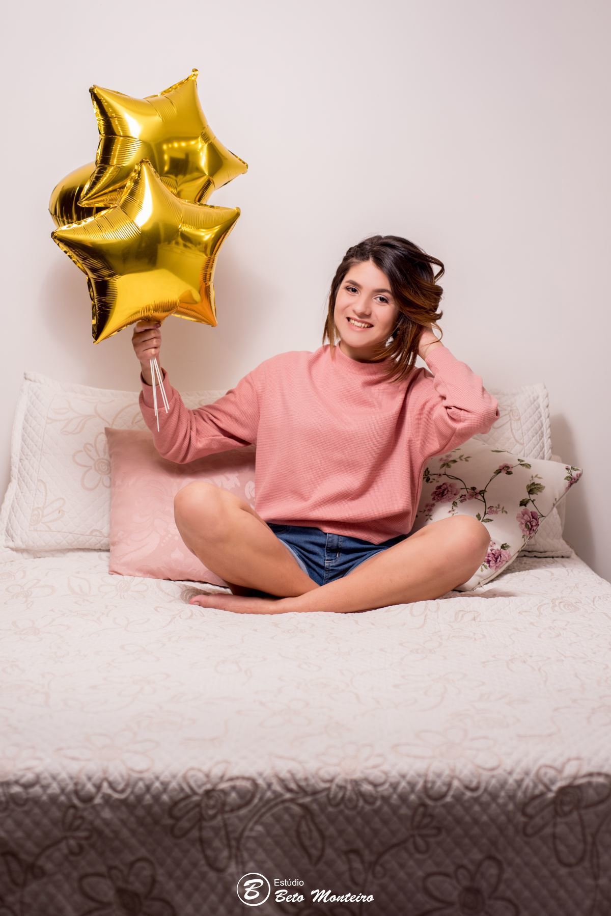 Aniversário de 15 anos - Foto e Filmagem - Debutante - Estúdio Beto Monteiro - Curitiba - fotografo de 15 anos - sessão de fotos - book de fotos - book de 15 anos - book de 15 anos em estúdio - fotografo - ludmilla - book dos 15 - estúdio - fotógrafa