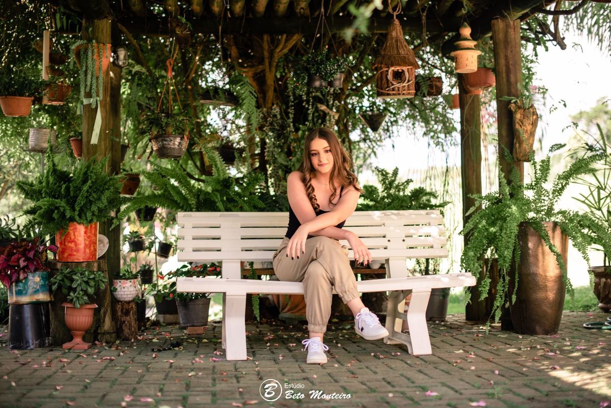 Aniversário de 15 anos - Foto e Filmagem - Debutante - Estúdio Beto Monteiro - Curitiba - fotografo de 15 anos - fotógrafa - sessao de fotos - book de fotos - book de 15 anos - fotografo - chácara happy ranch - vestido - Ellen