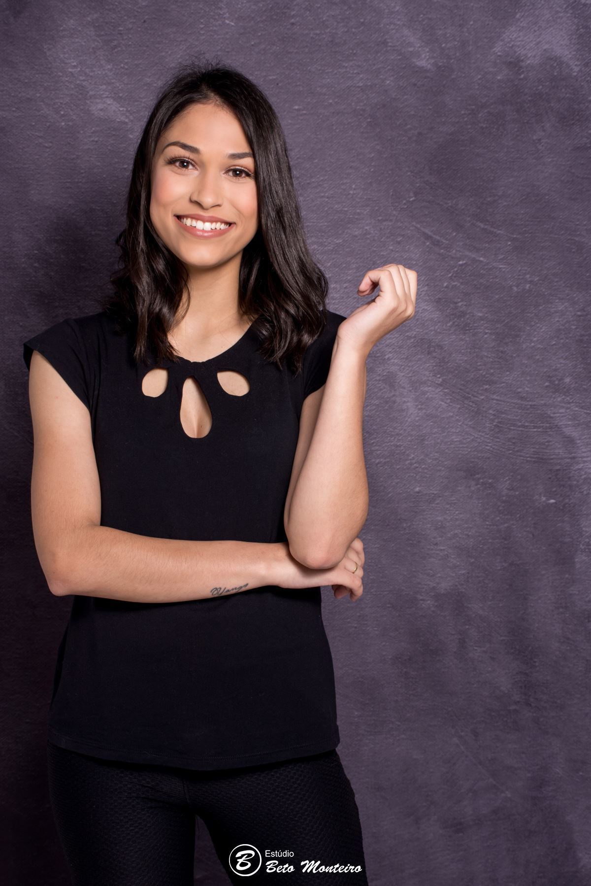 book feminino - book formanda - sessão de formatura - book formanda em estúdio - larissa prado - enfermagem - sessão de enfermagem - formatura de enfermagem - book formandos curitiba - faculdade - universidade - utp