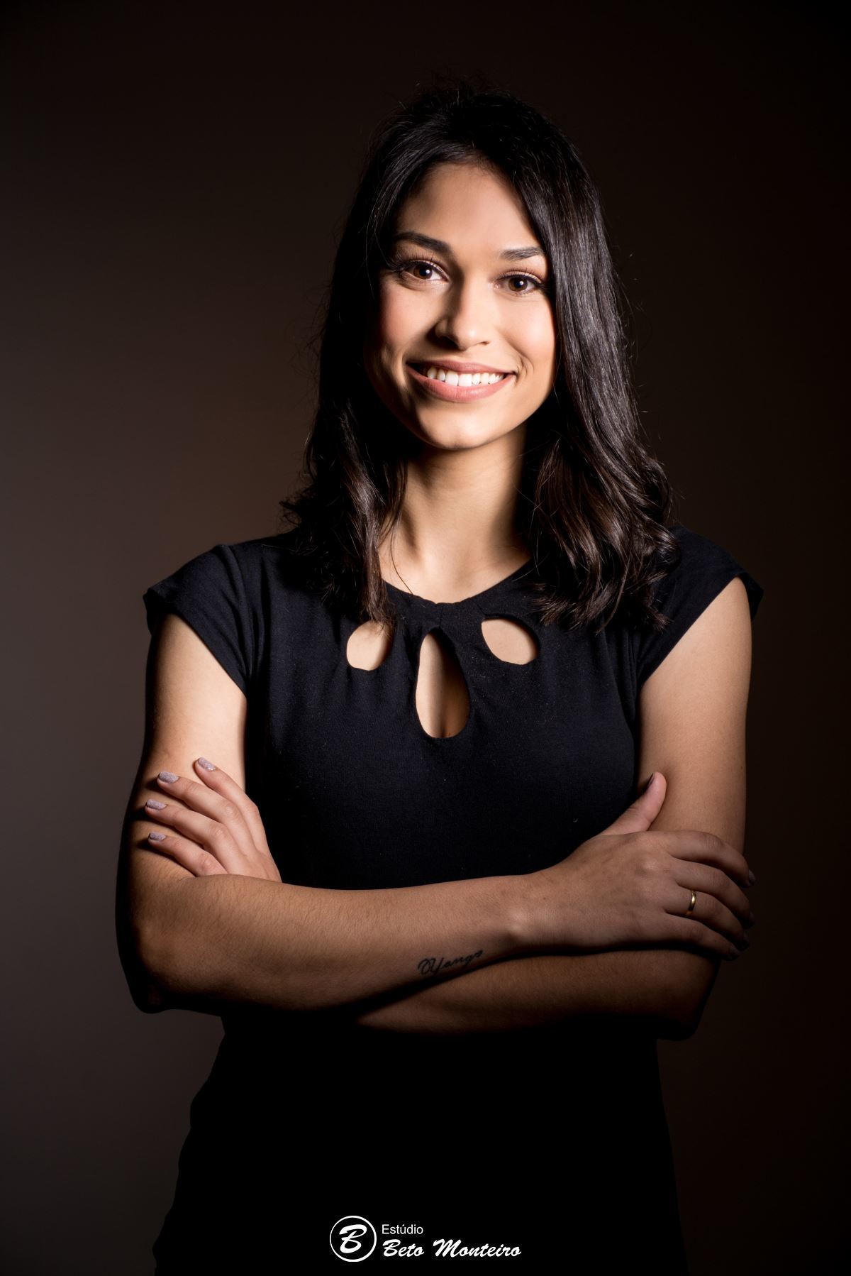 book feminino - book formanda - sessão de formatura - book formanda em estúdio - larissa prado - enfermagem - sessão de enfermagem - formatura de enfermagem - book formandos curitiba - faculdade - universidade - utp