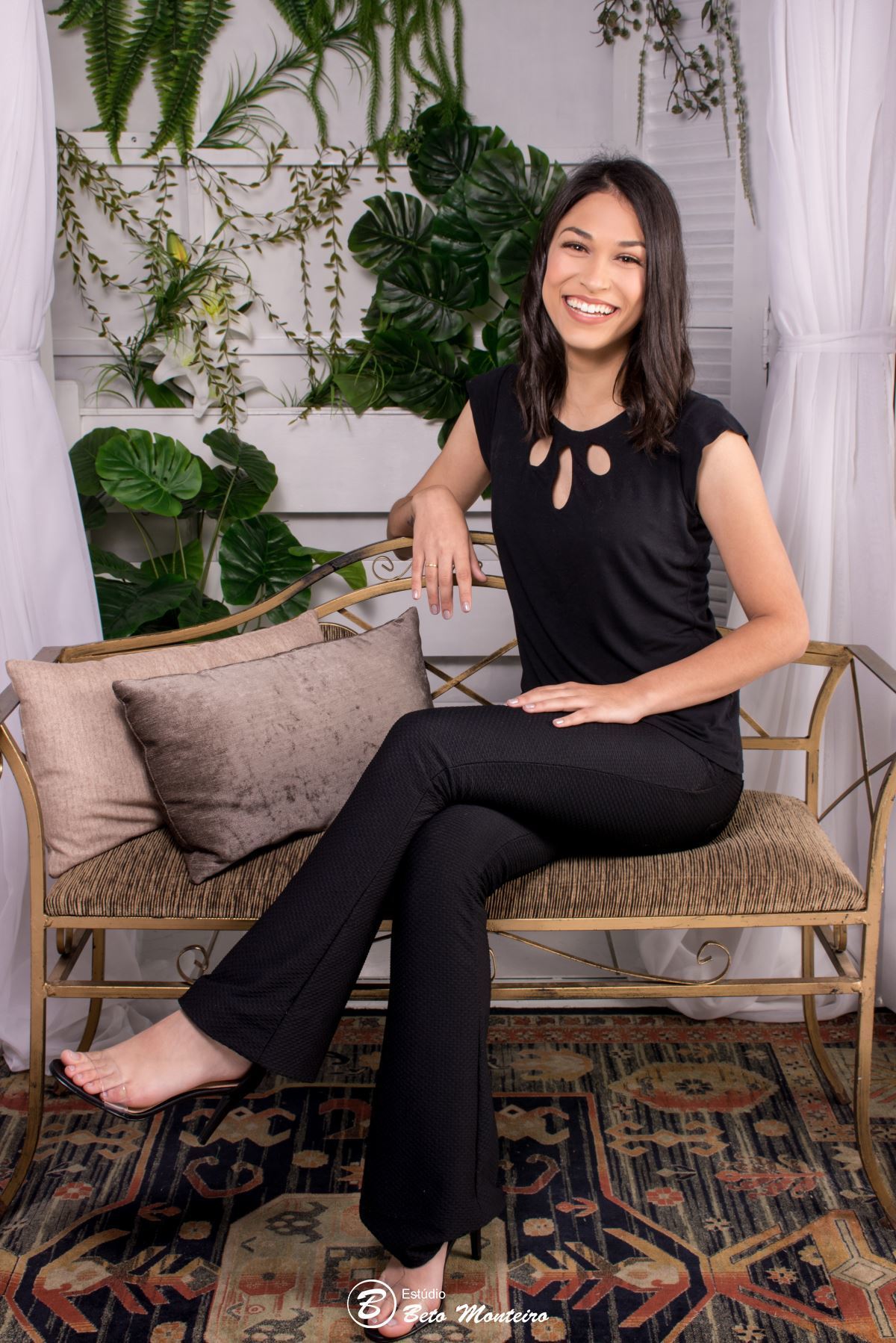 book feminino - book formanda - sessão de formatura - book formanda em estúdio - larissa prado - enfermagem - sessão de enfermagem - formatura de enfermagem - book formandos curitiba - faculdade - universidade - utp