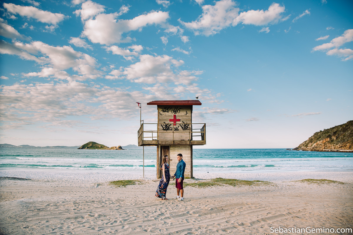 fotos da praia do pontal em arraial do cabo, rio de janeiro. fotos de ensaio pre wedding
