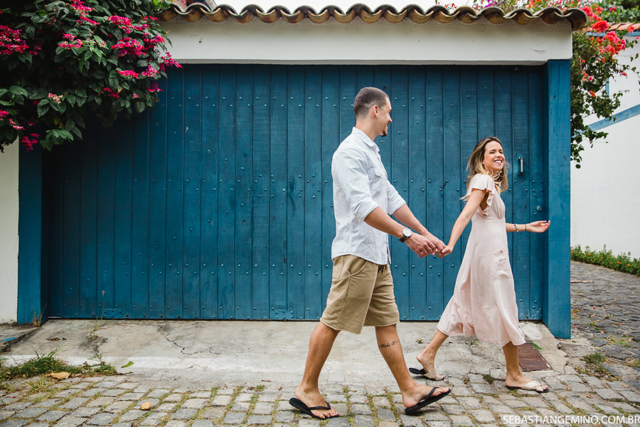 CASAMENTO, ENSAIO DE CASAL REALIZADO EM CABO FRIO NA REGIÃO DOS LAGOS NO RJ
