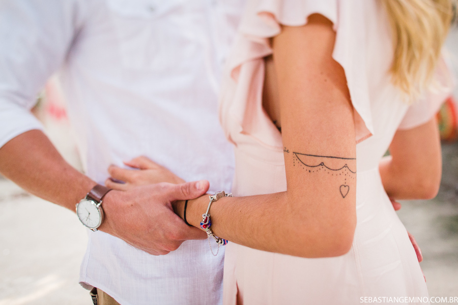 CASAMENTO, ENSAIO DE CASAL REALIZADO EM CABO FRIO NA REGIÃO DOS LAGOS NO RJ