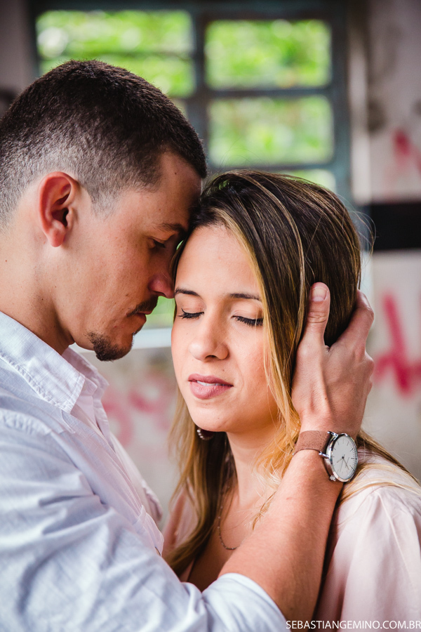 FOTOS DE ENSAIO PRE WEDDING COM ESTILO INDUSTRIAL RJ