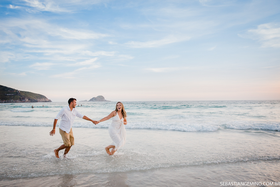 ENSAIO PRE CASAMENTO NA PRAIA EM CABO FRIO