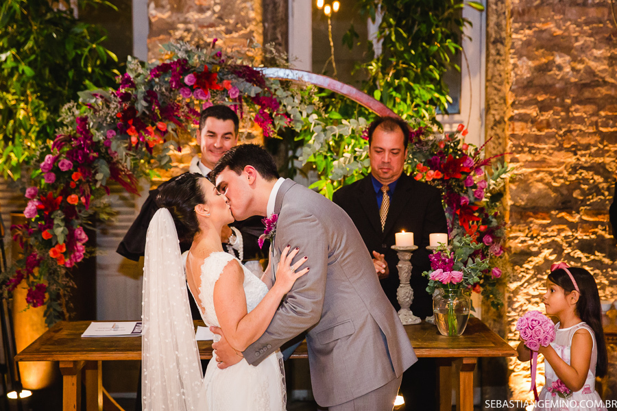 fotos de casamento no cais do oriente, no rio de janeiro