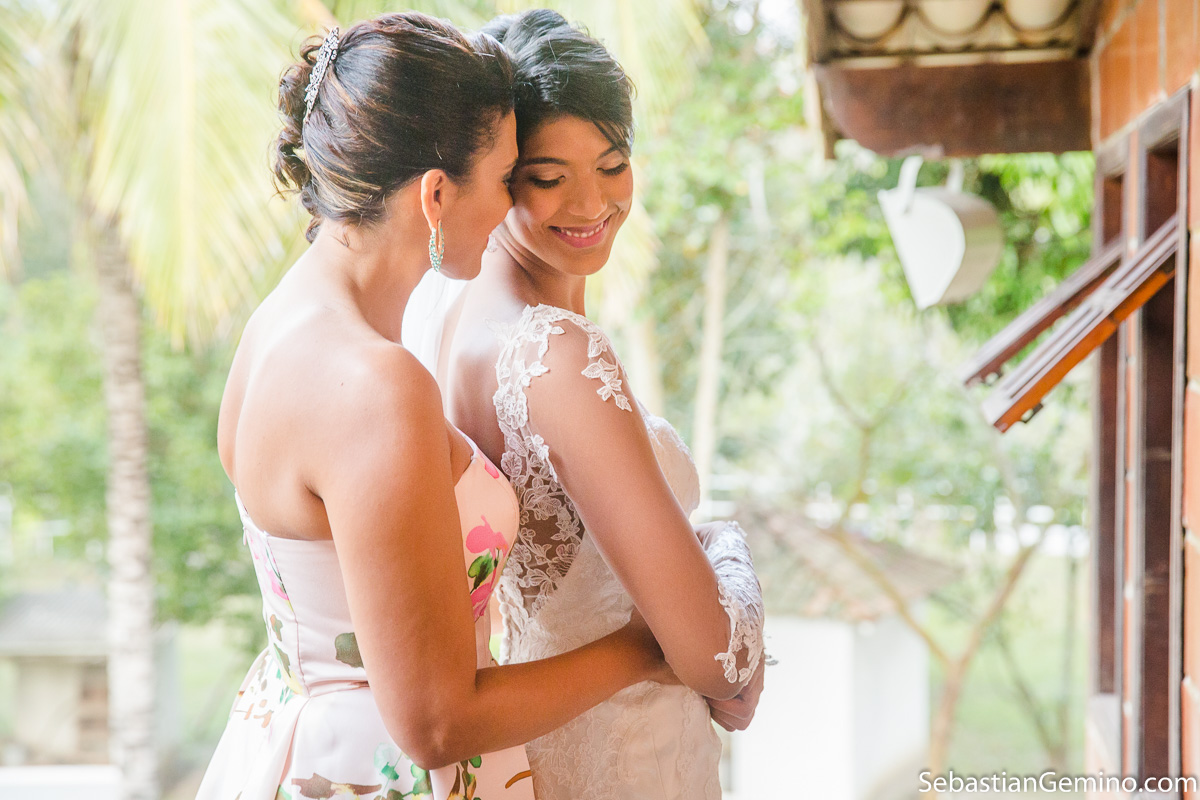 FOTOS NOIVA COM MÃE CASAMENTO NO CAMPO RJ