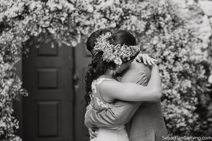 fotografia de casamento realizado em buzios na praia