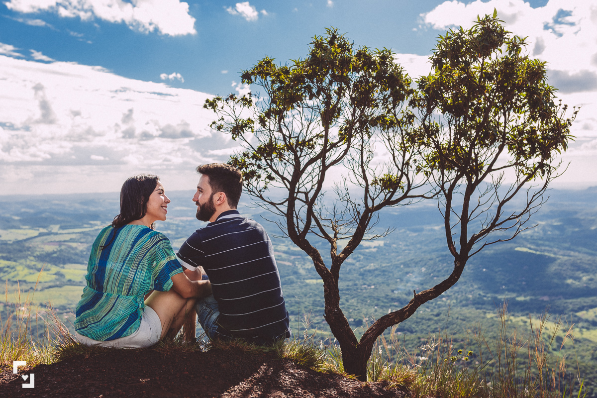 pre wedding - ensaio de casal - fotografo de casamento - casamento em bh - topo do mundo - diego rocha - foto de casamento