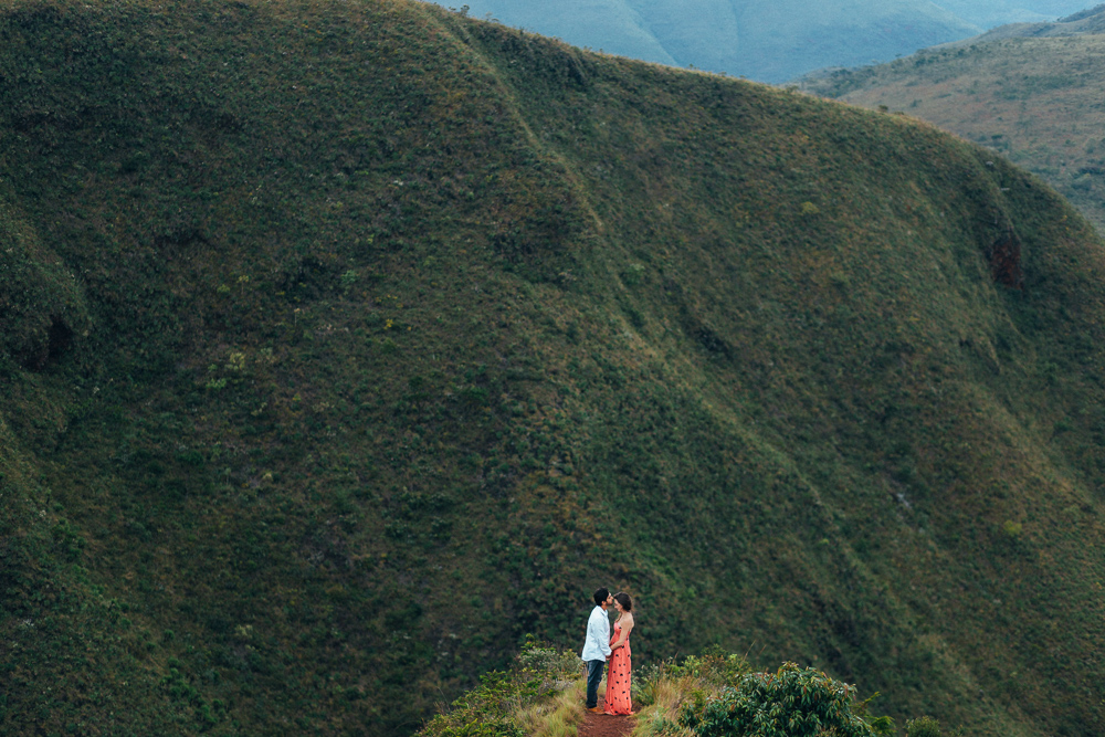 pre wedding - ensaio de casal - fotografo de casamento - casamento em bh - Serra do Rola Moça - diego rocha