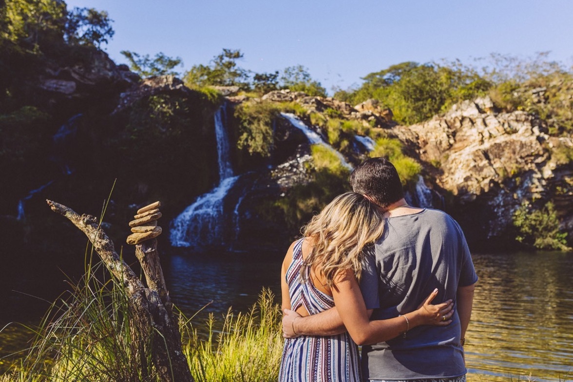 Pedreira Lagoa Azul - lago de furnas - furnas - diego rocha fotografia - pre wedding - ensaio de casal - fotografia de casamento