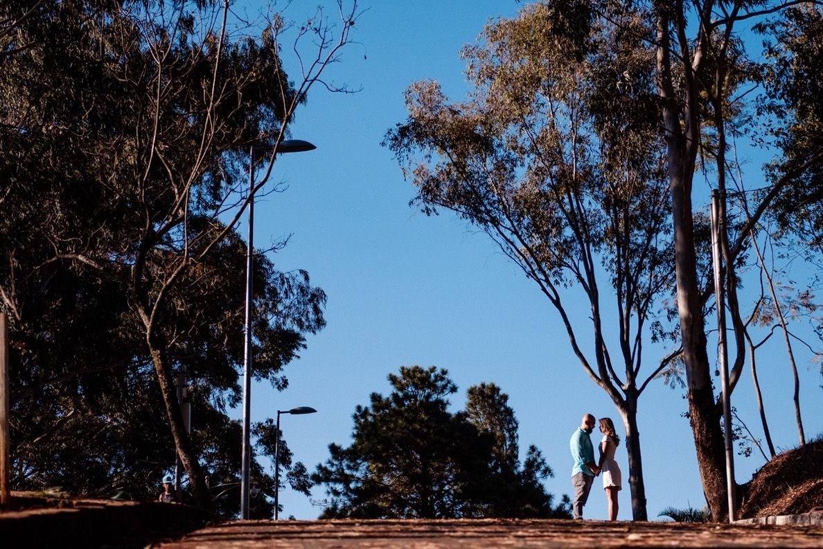 pre wedding fotos ensio do casal romantico que vai se casar em bh 3
