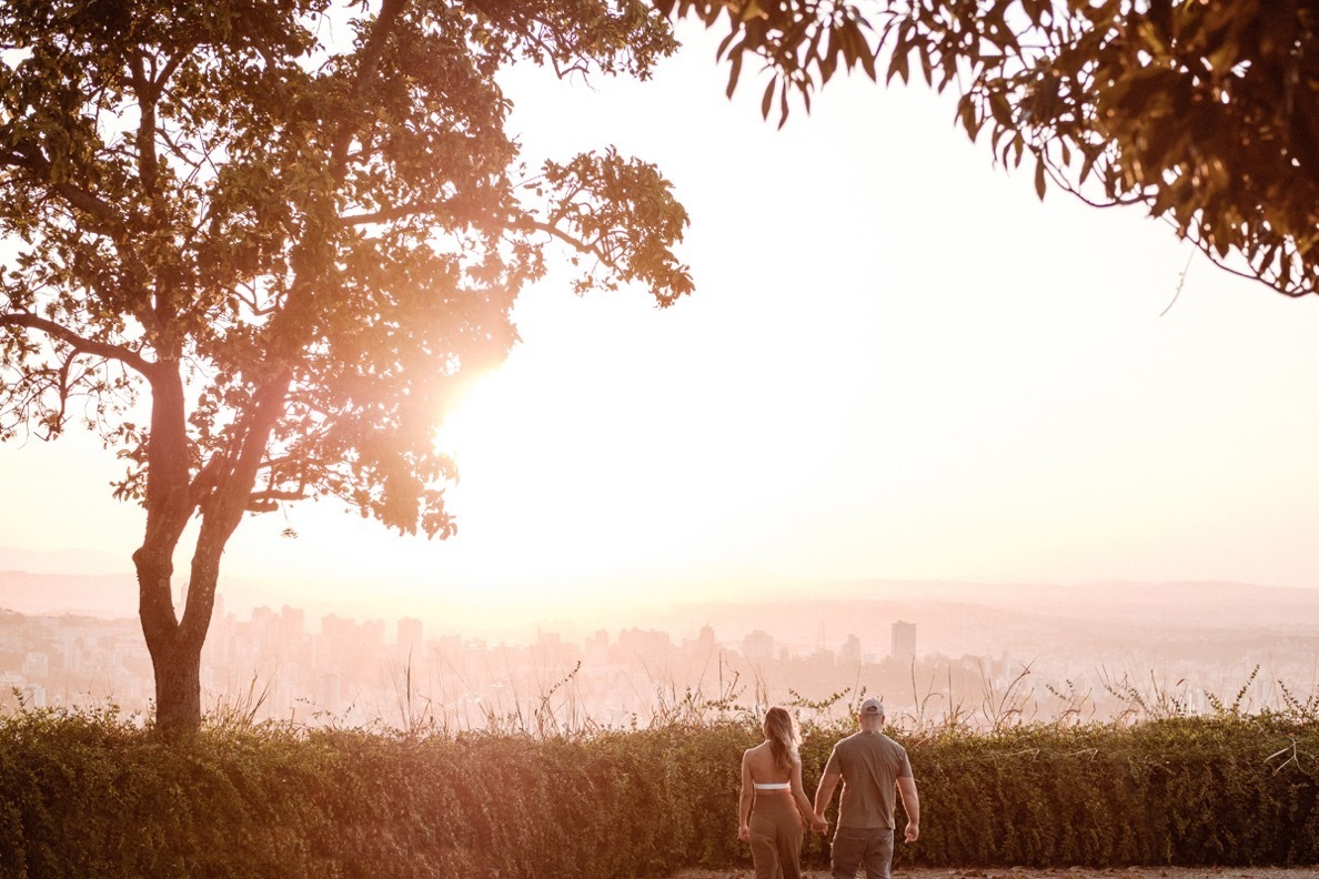 pre wedding fotos ensio do casal romantico que vai se casar em bh 47