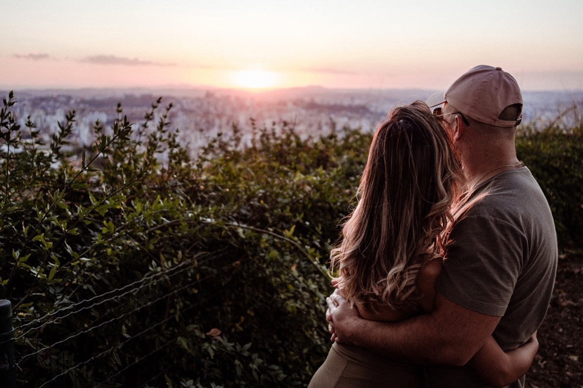 pre wedding fotos ensio do casal romantico que vai se casar em bh 51
