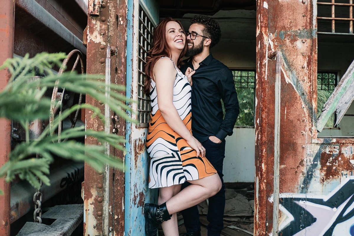 diego rocha fotografia pre wedding foto de casamento linha de trem ensaio de casal noiva bh casando em bh