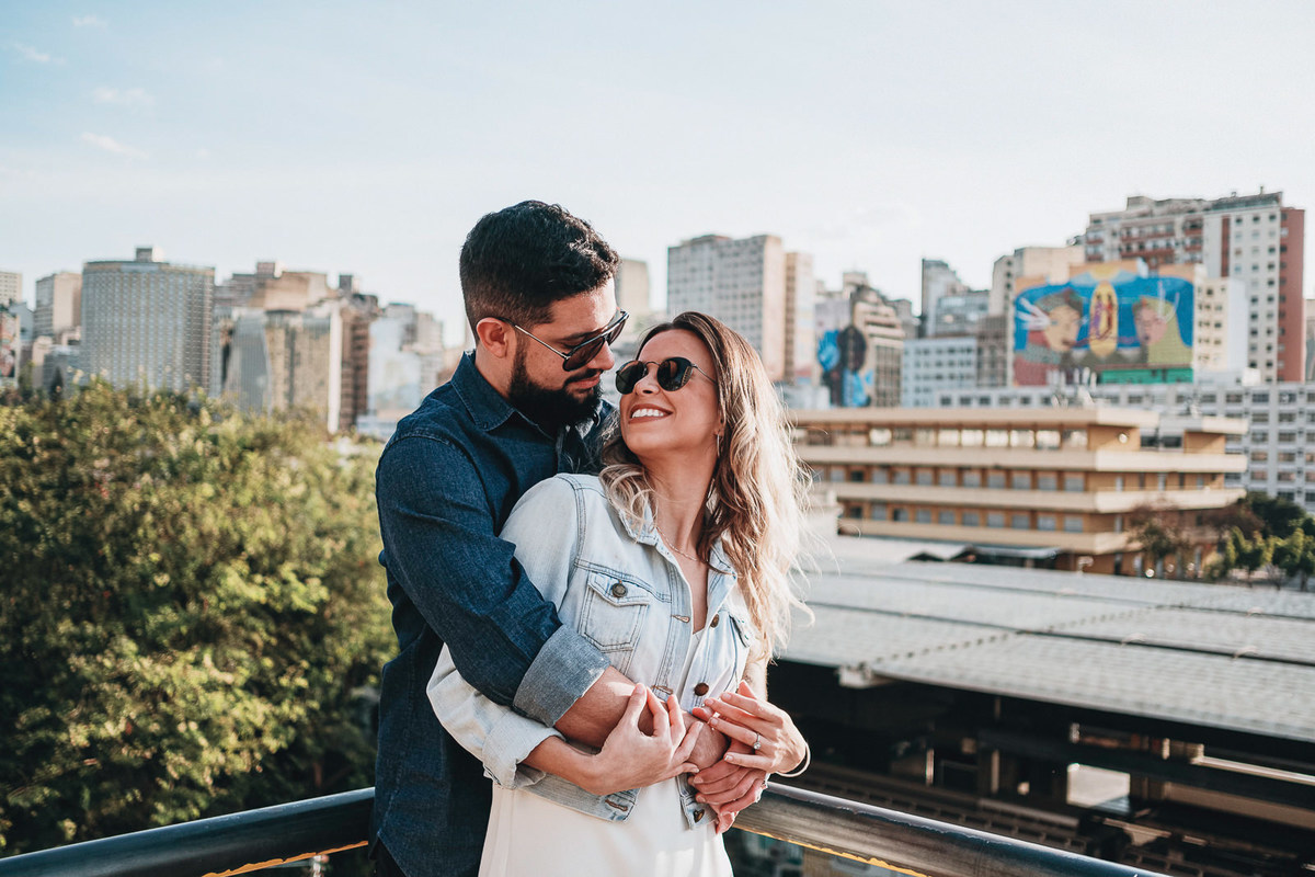 cenário urbano para as fotos pre wedding