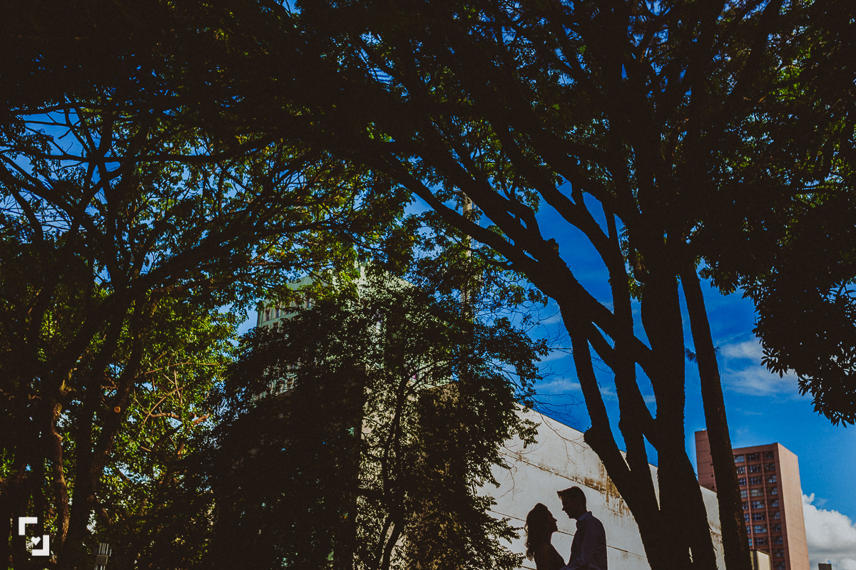 pre wedding - ensaio de casal - fotografo de casamento - casamento em bh - Museu Histórico Abílio Barreto- diego rocha - foto de casamento