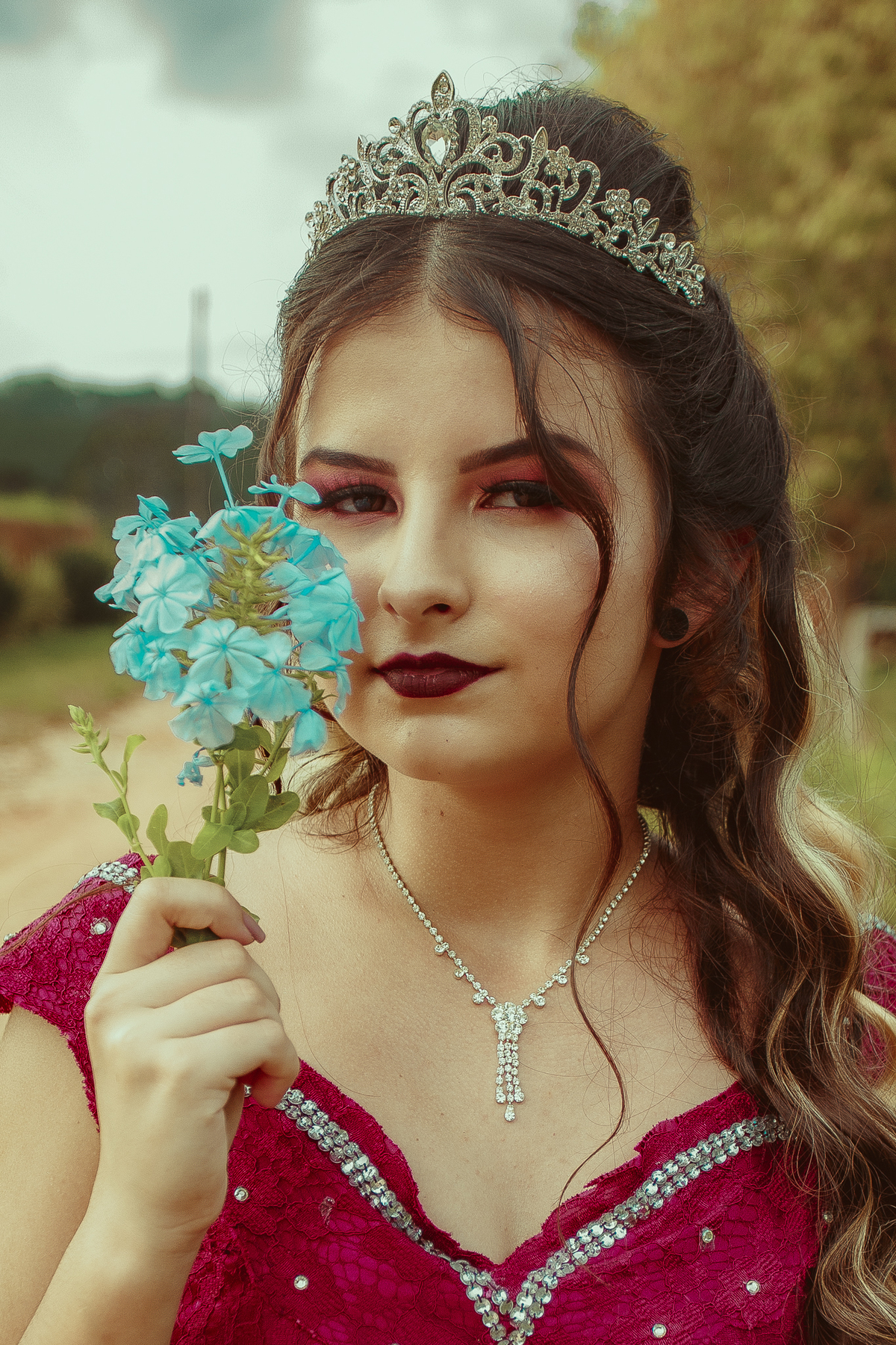 #15anosdebutante #15anos #fotografopontagrossa 
#fotosexternas #pontagrossa 
#fashionshoot #galeriadefotos #alefefotografia 
#debutantes2021 #potedetalentos #quinzeanos #quinzou