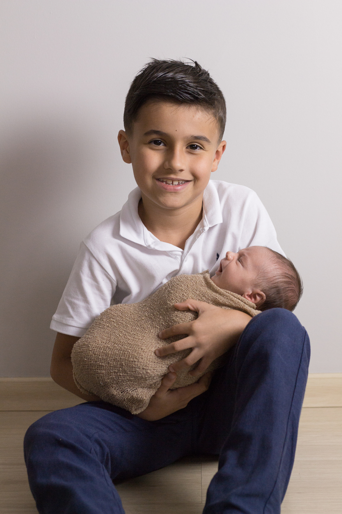 Ensaio Newborn fot com irmão mais velho
