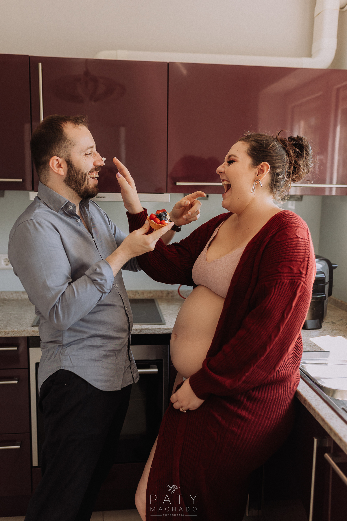 fotografa-brasileira-em-luxemburgo-foto-lifestyle-foto-de-gravida-em-casa-gestante-fotografa-em-arlon-belgica-fotografa-newborn-em-fotografa-newborn-em-luxembourg-fotografa-em-luxemburgo-fotografa-brasileira-de-familia-book-gestante-seance-photo-nene-bebe