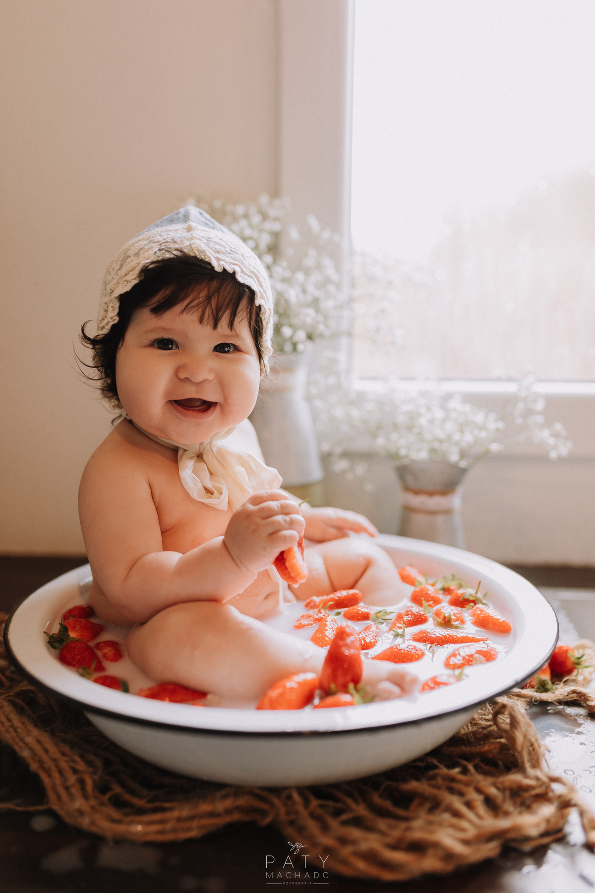 fotografa-brasileira-em-luxemburgo-fotografa-de-bebes-na-europa-banho-de-leite-bebe-em-luxemburgo
fotografa-em-arlon-belgica-fotografa-de-família-em-luxemburgo-fotografa-newborn-em-arlon
-fotografa-brasileira-de-familia-fotos-de-bebe-com-frutinhas