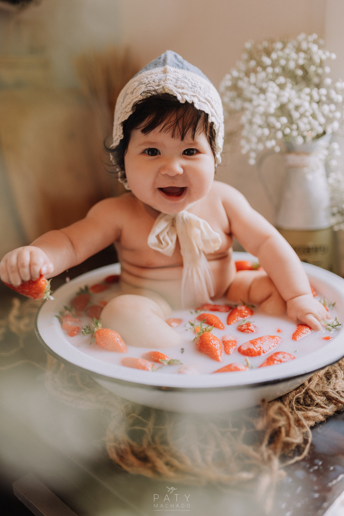 fotografa-brasileira-em-luxemburgo-fotografa-de-bebes-na-europa-fotos-de-bebe-com-frutas
fotografa-em-arlon-belgica-fotografa-de-família-em-luxemburgo-fotografa-newborn-em-arlon
-fotografa-brasileira-de-familia-fotos-de-bebe-com-frutinhas-smash-the-fruit