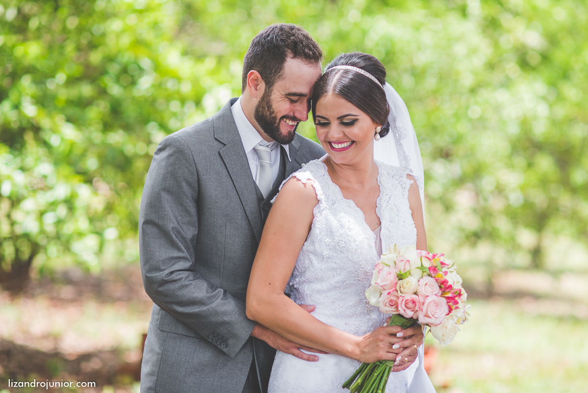 casamento adriane e jefferson, patos de minas, lizandro junior, fotógrafo de casamento, fotografo de casamento patos de minas, nojardim