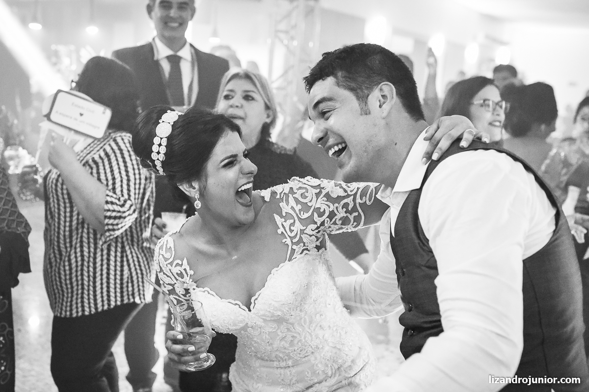 fotógrafo de casamento patos de minas lizandro júnior noiva capuchinhos noivo cerimônia recreativa patense noivos