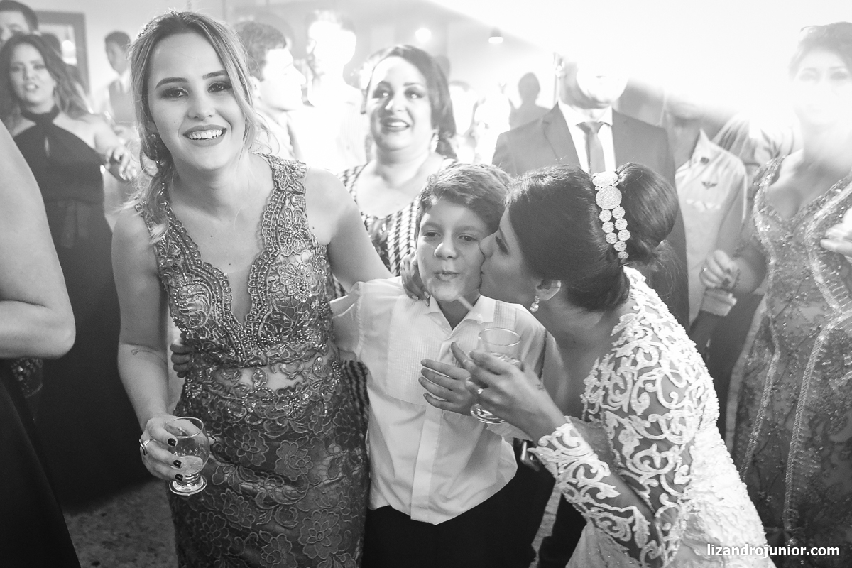 fotógrafo de casamento patos de minas lizandro júnior noiva capuchinhos noivo cerimônia recreativa patense pajem