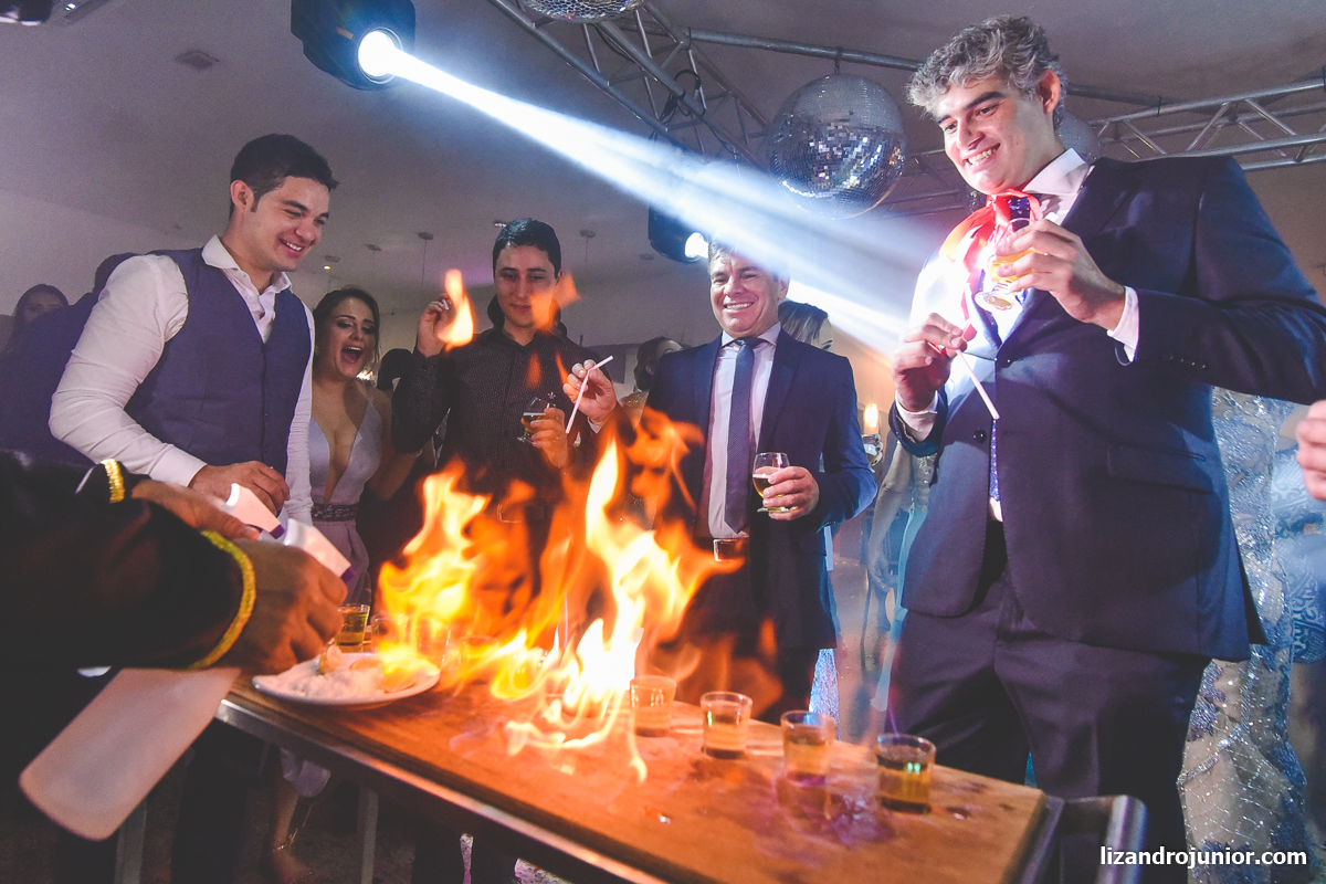 fotógrafo de casamento patos de minas lizandro júnior noiva capuchinhos noivo cerimônia recreativa patense tequila fogo